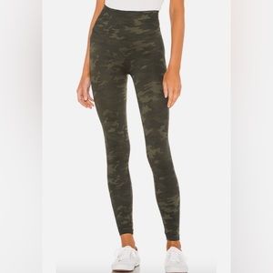 Spanx Look At Me Now Seamless High Waisted Leggings Green Camo Plus Size 1X